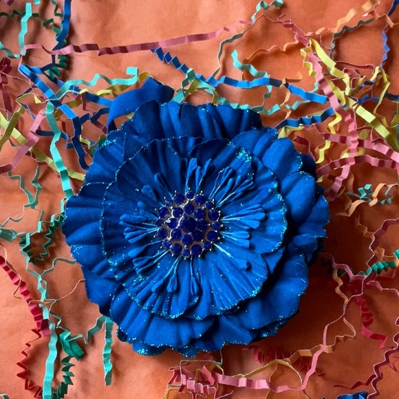 💙 TIEKS BLUE FLOWER 💙 NWOT 💙 - Picture 12 of 16